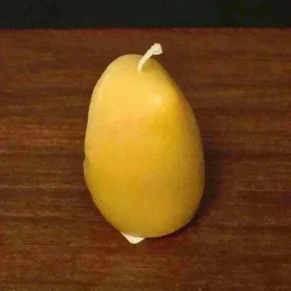 NWT Blossom Hill Nursery Handmade Old Man Winter Beeswax Candle - Picture 4 of 6